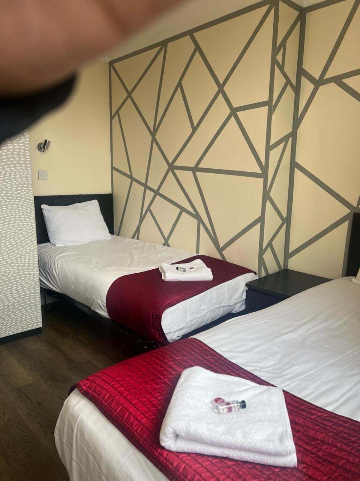 Saba Rooms And Apartments Londres Extérieur photo